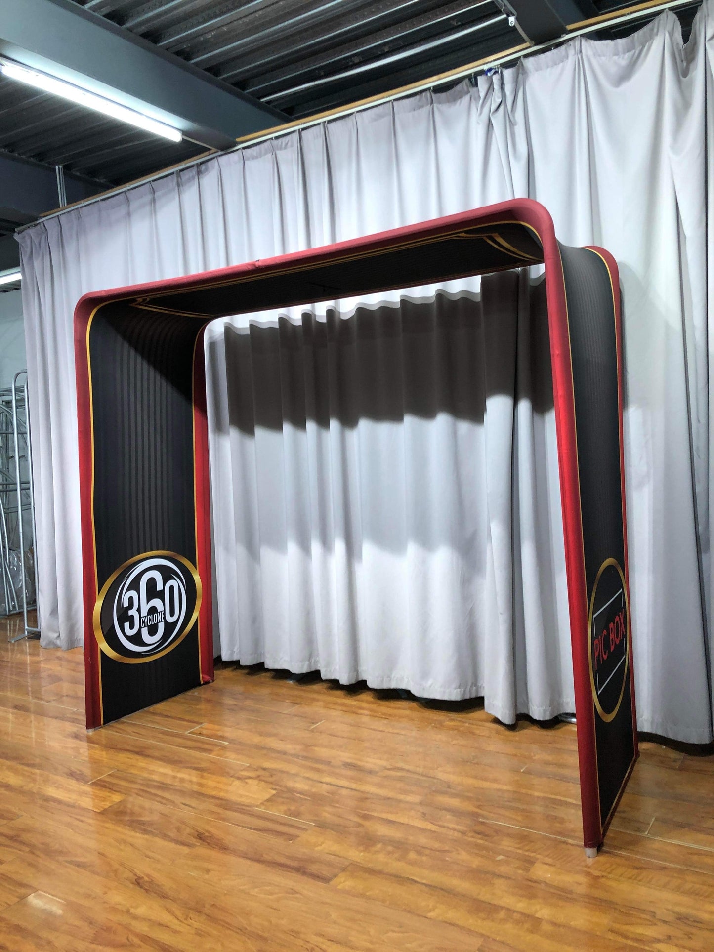 360 Cyclone - PicBox Company