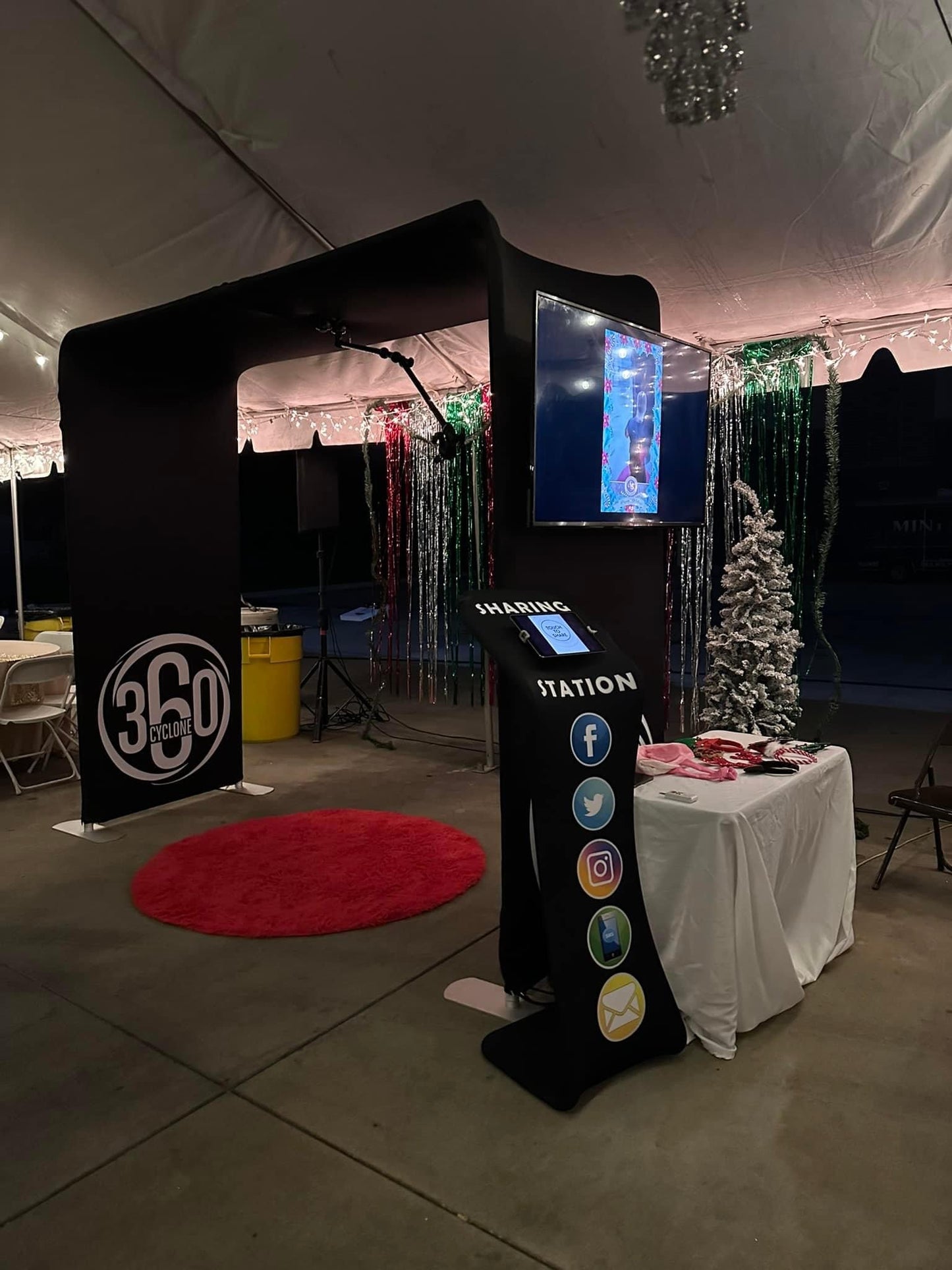 360 Cyclone - PicBox Company