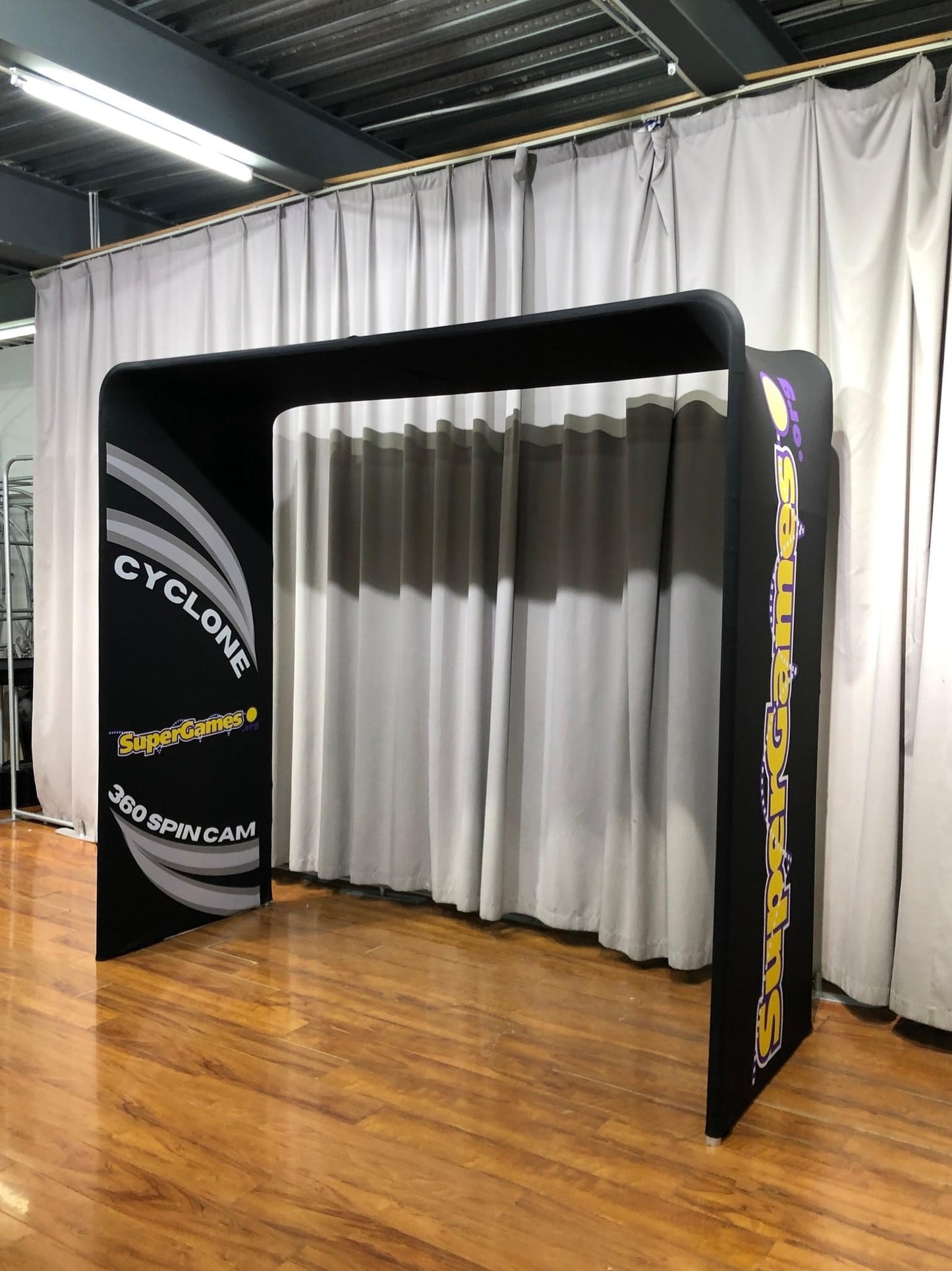 360 Cyclone - PicBox Company