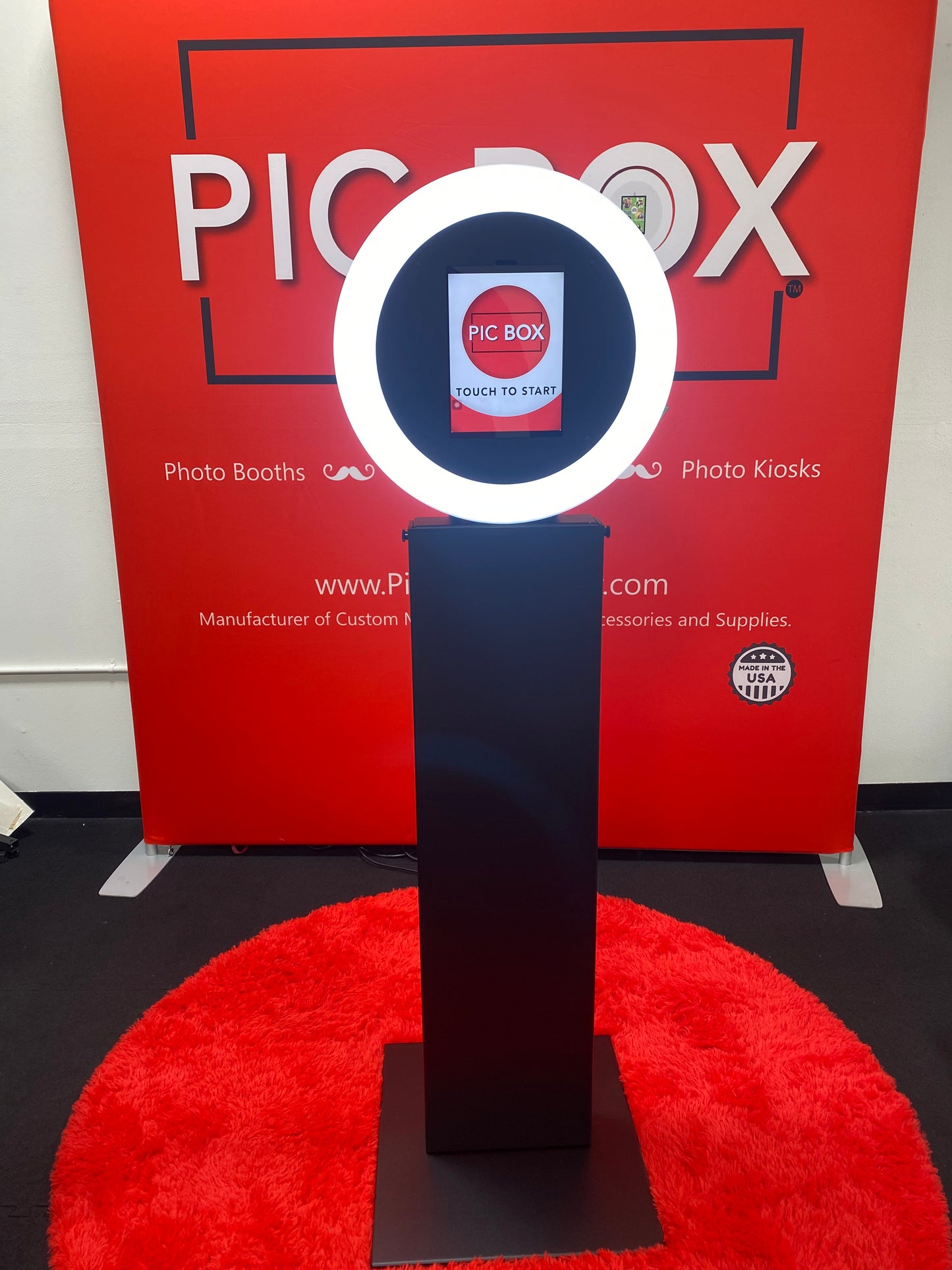 Cozzi Photo Booth - PicBox Company