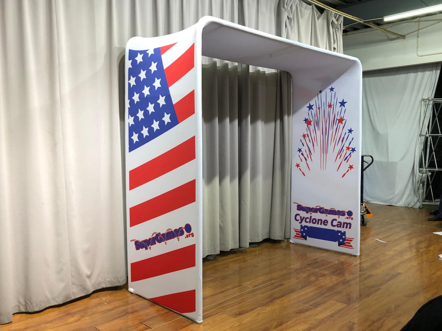 360 Cyclone Backdrop Arch ONLY - PicBox Company