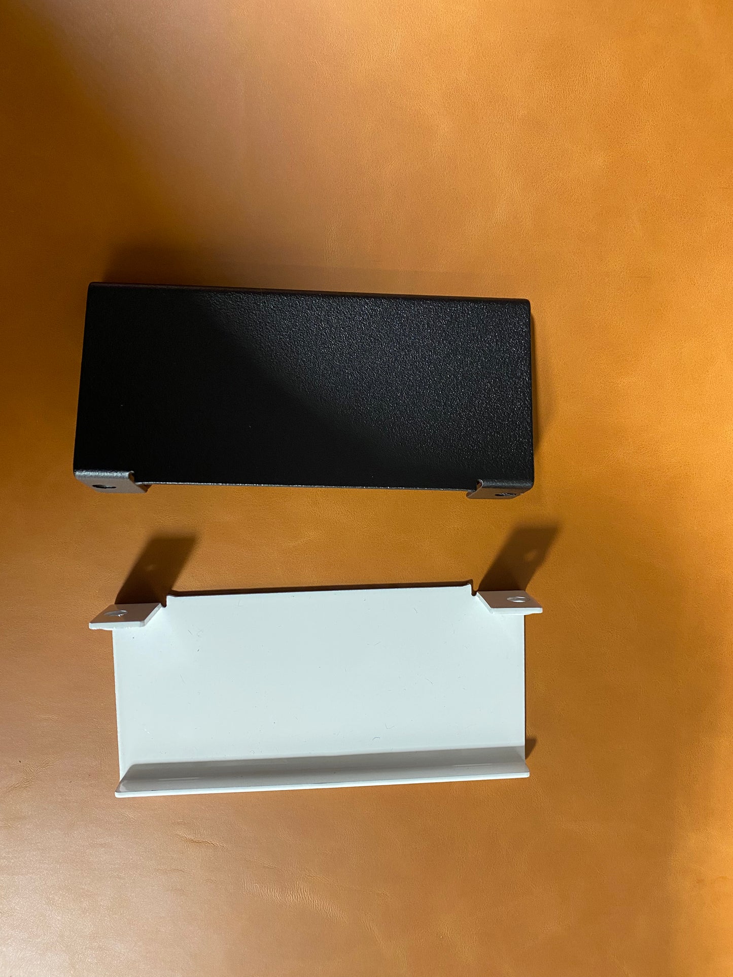 Pearl Center channel cover  - PicBox Company