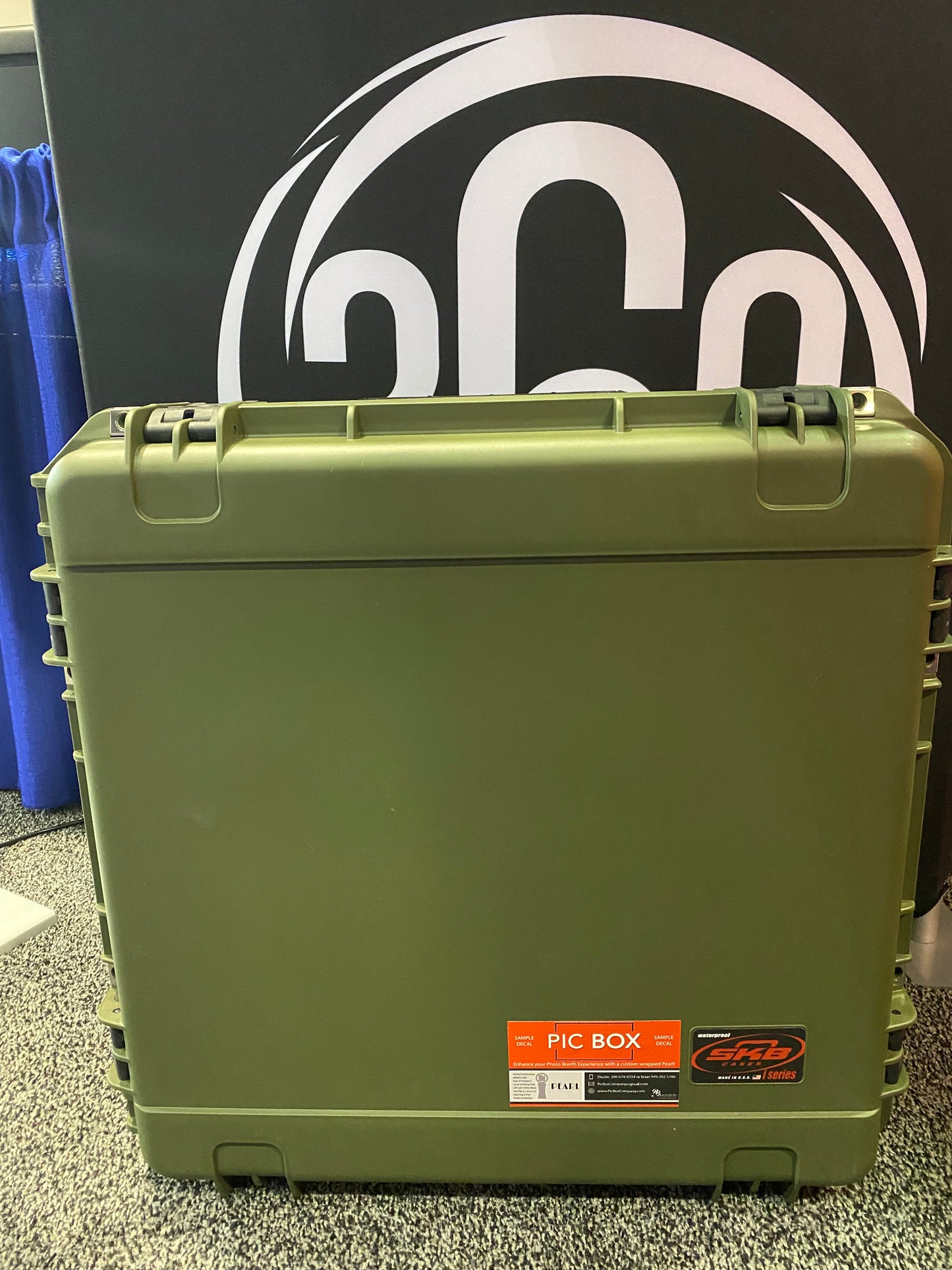 Travel Case Table Top - PicBox Company