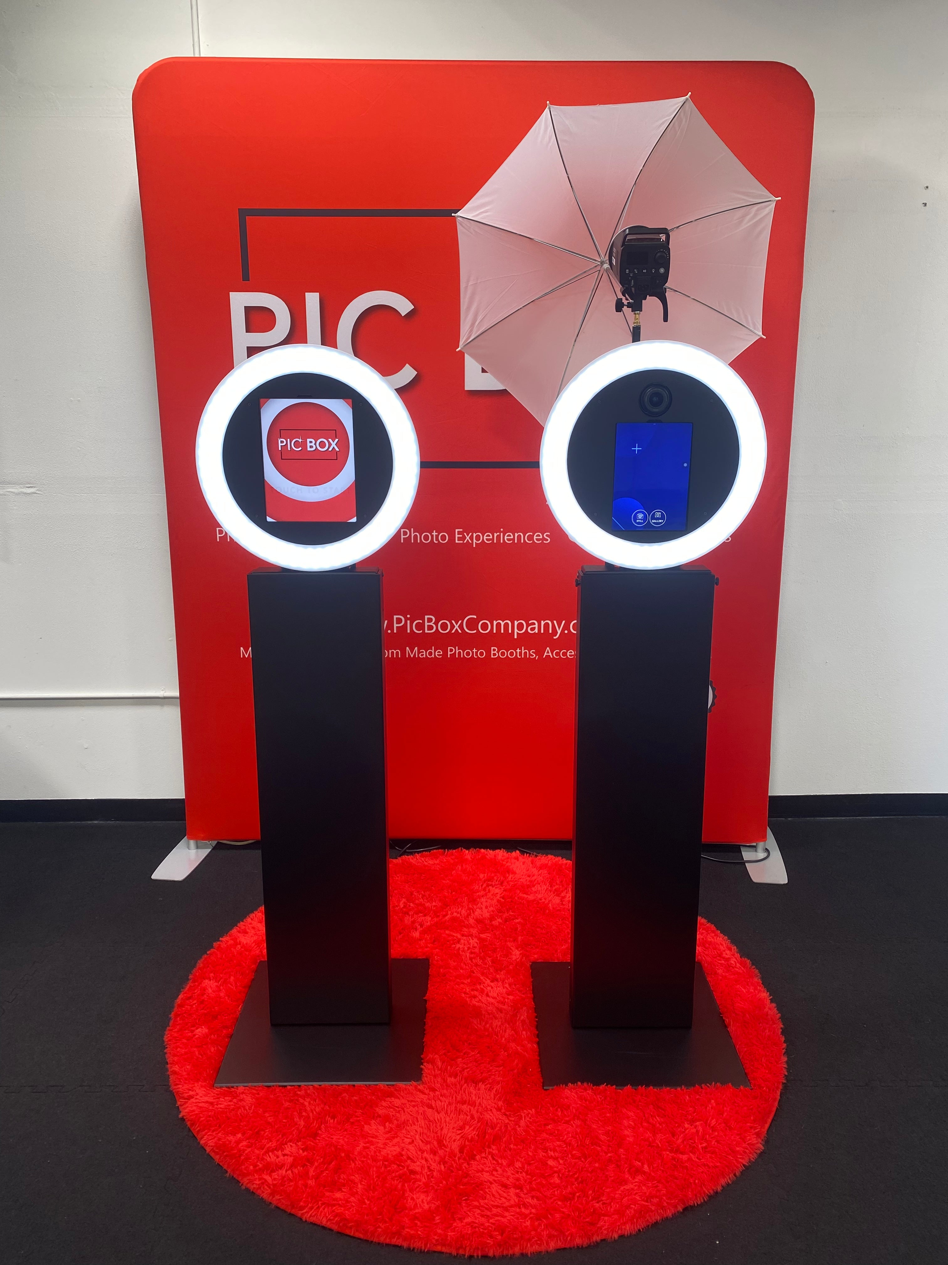Piic Box Photo Booth Kiosks & iPad Photo Booth Solutions for Events – PicBox Company